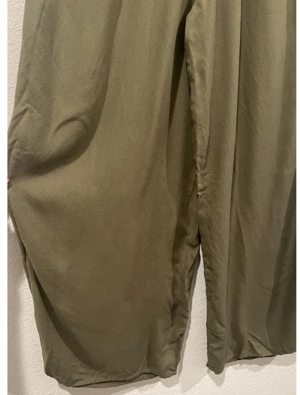 AMERICAN EAGLE Wide Leg Olive Green Pants - Image 4