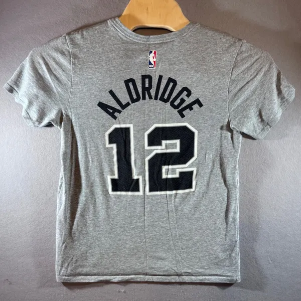 592 | Nike NBA San Antonio Spurs LaMarcus Aldridge‎ #12 DriFit Gray Women Med - Image 2