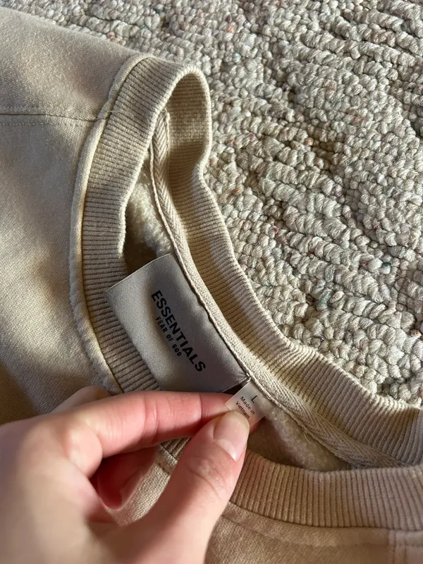 Fear of god Essentials Sweatshirt - Image 5