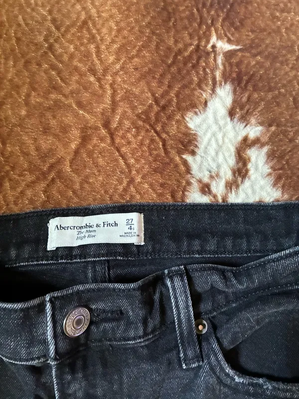 Abercrombie and Fitch the mom high rise size 27/4 S No flaws - Image 5