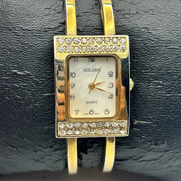 Vintage Golden Gold-tone Mother Pearl Bangle Quartz Watch Working New Battery - Image 2