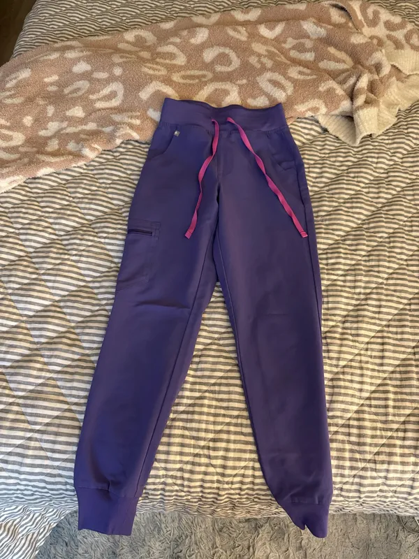Figs High Waisted Zamora Joggers Petite - Image 2