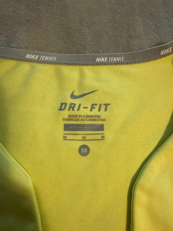 Nike Dri-Fit Shirt - Image 3
