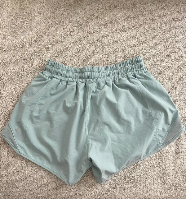 Lululemon Hotty Hot Shorts 4" - Image 2