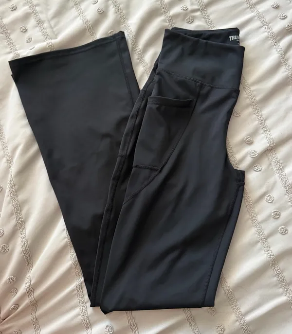 True Religion Bootcut leggings  - Image 6