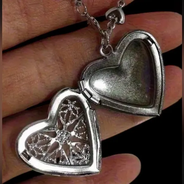 Chic Silver Heart Charm Locket Necklace for Picture valentine love partner child - Image 2