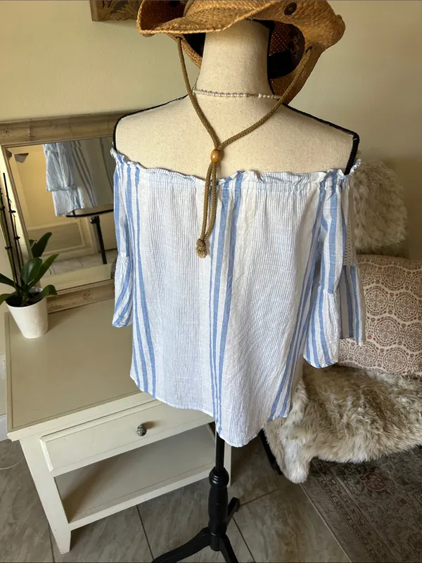 Girl krazy 100% cotton off shoulder coastal Beach boho stripe white blue top M - Image 6