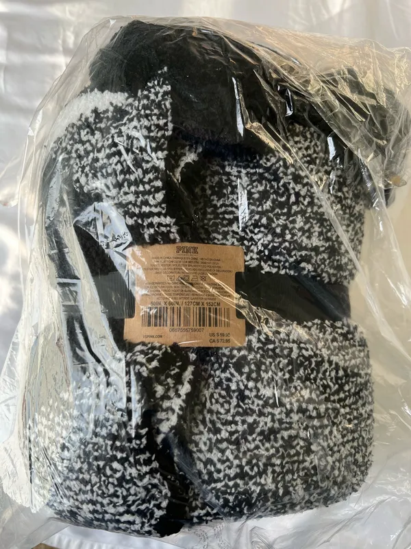 Victoria’s Secret VS pink black and white Pom Pom marshmallow knit blanket - Image 3