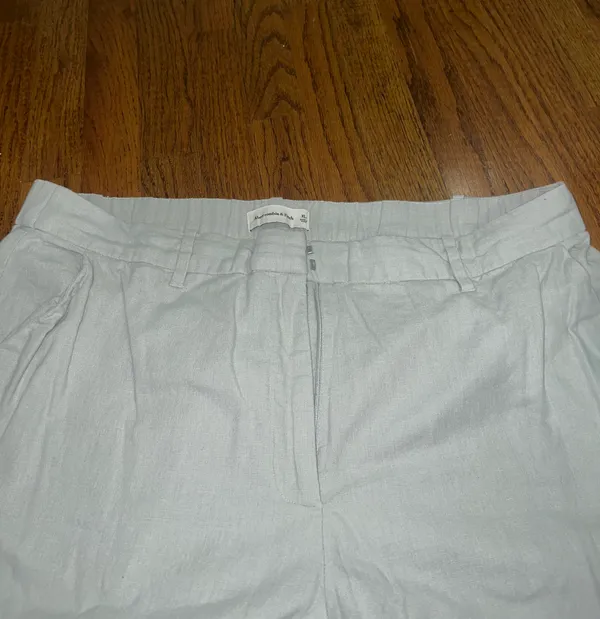 Abercrombie and Fitch Light Blue Linen Pants - Image 3