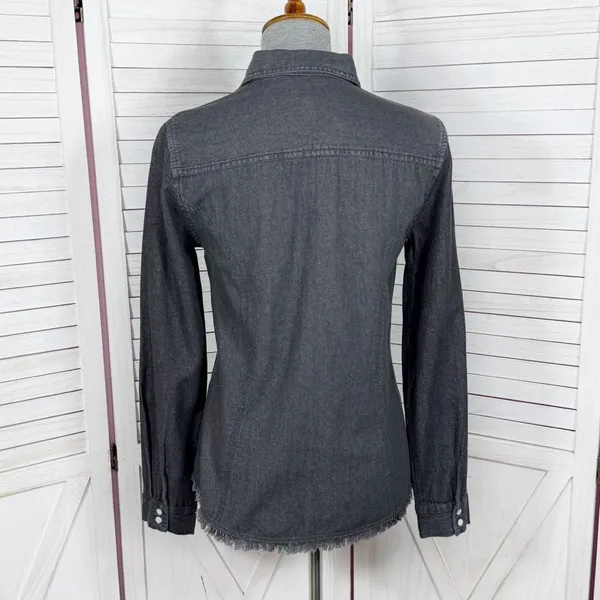 True Freedom Lace Trim Raw Edge Denim Button Up Shirt‎ Gray Black Small - Image 4