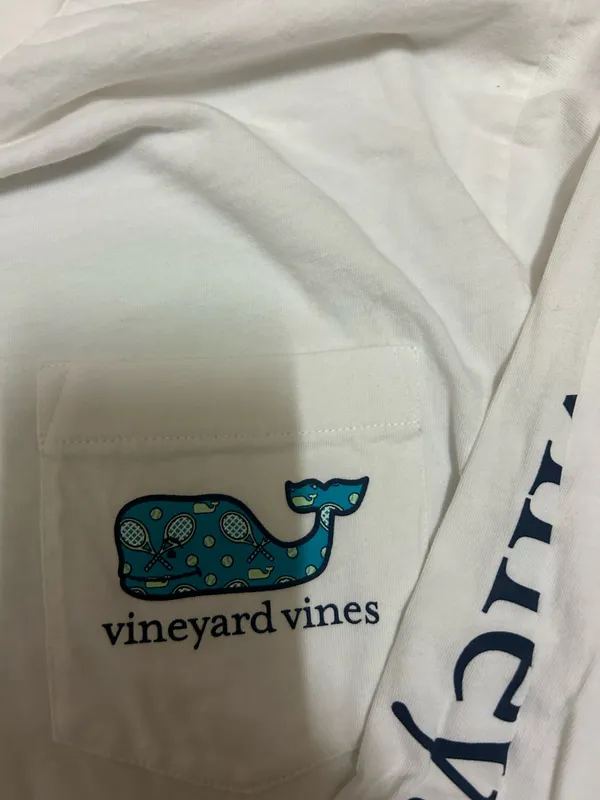 Vineyard Vines Long Sleeve - Image 4