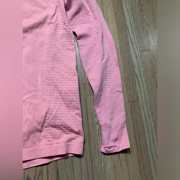 Athleta long sleeve large - Image 3