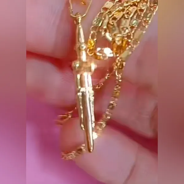NEW 24k Yellow Gold Vermeil Crucifix Cross Pendant Necklace,‎ 16-18” - Image 9