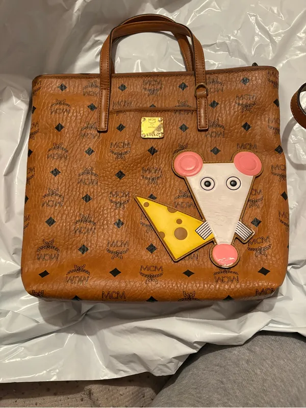 MCM Cognac Year of the mouse Visetos Tote‎ with Yellow Cheese & Pink Mouse Patch - Image 2