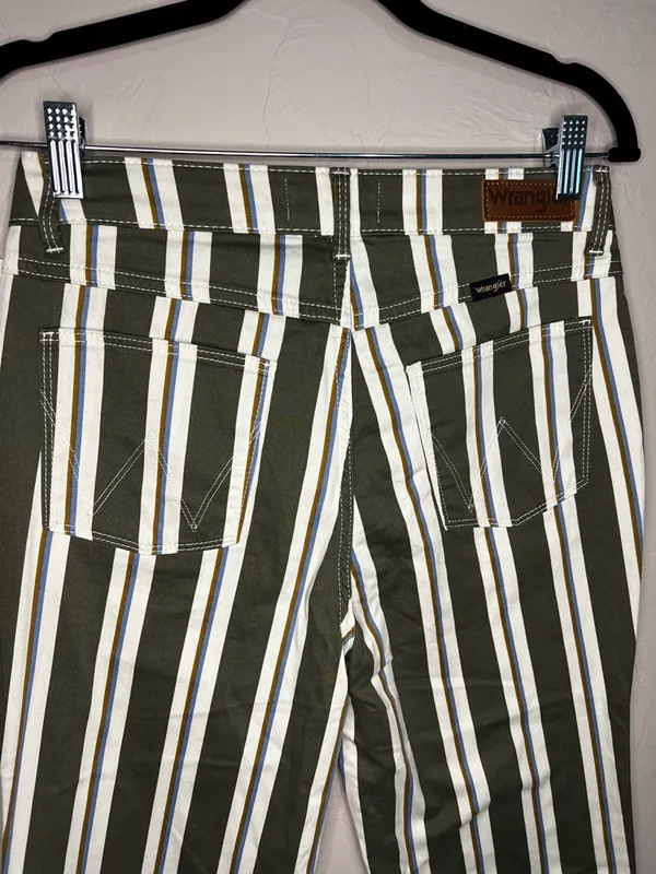 Wrangler NWT Fierce Moss Green Striped Flare Western Cowgirl‎ Boho Pants - Image 11