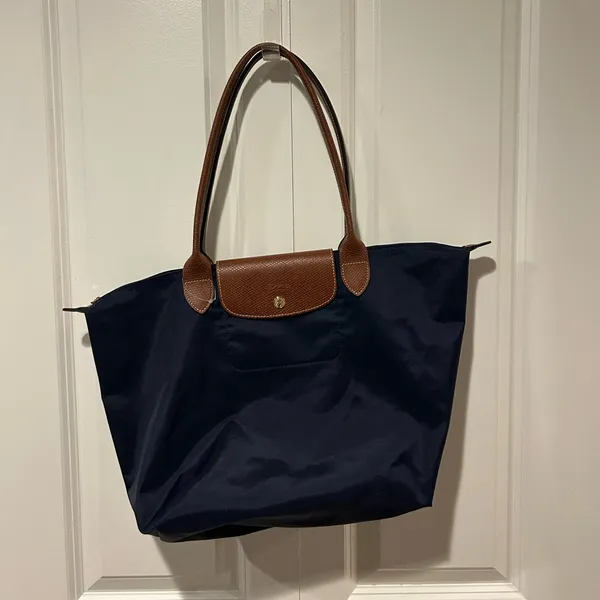 Longchamp Medium  Le Pilage Tote Bag - Image 2