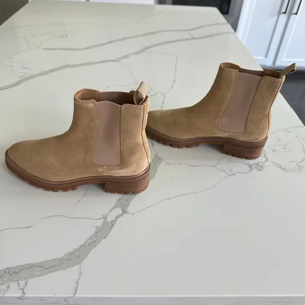 Quince Suede Chelsea Boot NEW no Box Size 7 - Image 5