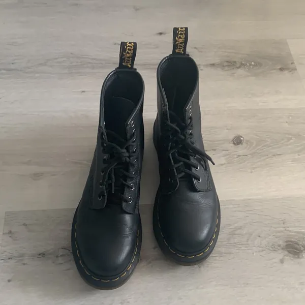 Dr. Martens 1460 Smooth Black Leather Boots - Image 8