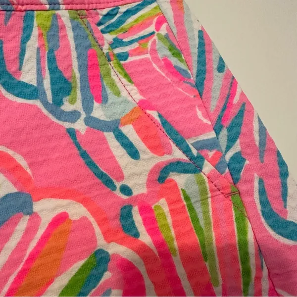 Lilly Pulitzer Buttercup Scallop Shorts Womens 2 Shellabrate Pink - Image 2