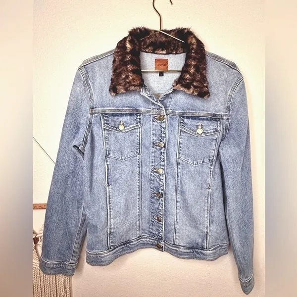 JOE’S Jean Jacket with Leopard Faux Fur Collar Denim new no tags Animal Print - Image 6