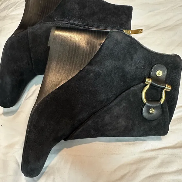 Black Suede Ankle Boots Size 7.5 - Image 8
