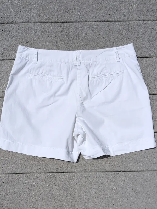 LOFT White Chino Shorts | Loft Size 10 White Shorts 6in Inseam - Image 7