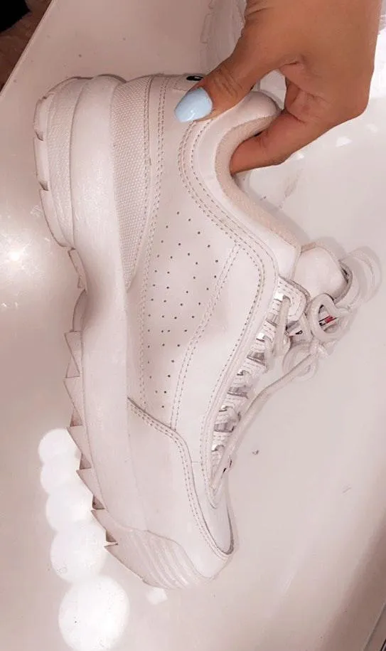 FILA White Shoes - Image 2