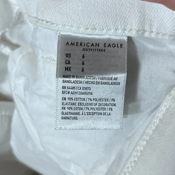 American Eagle White Curvy Hi Rise Shortie‎ Denim Shorts Distressed Size 6 - Image 8