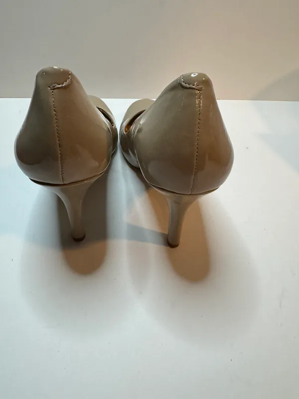 Nine West Nude Pumps Size 10 - Image 3