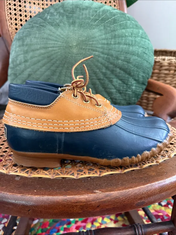 Vintage 80s LL Bean Maine Hunting Shoes Womens 7M Navy Tan Duck Bean Boots USA - Image 3