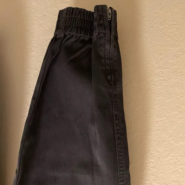 Spanx Stretch Twill Cargo Jogger Size L In Washed Black New With Tag - Image 9