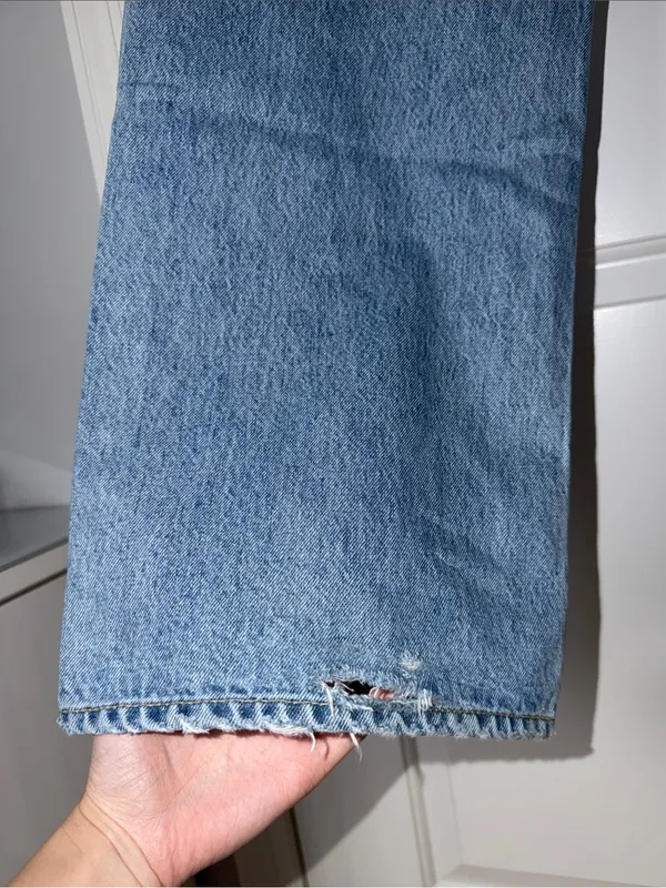 SLVRLAKE Low-Rise Wide-Leg Jeans - Image 4