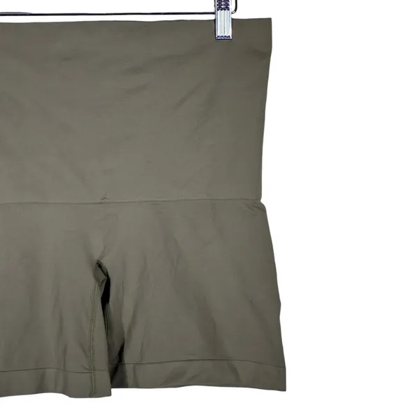 SKIMS Core Control High Waisted Mid Thigh Smoothing Shorts Moss Green Size 2X - Image 3