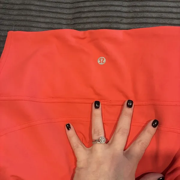Lululemon Wunder Under Pant in Full-On Luon fabric Coral Size 8 EUC - Image 11