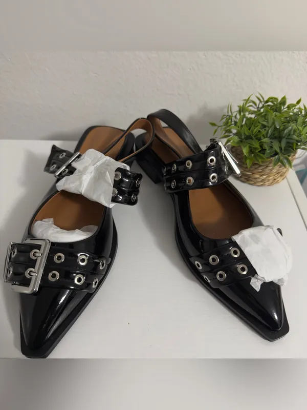 Black Patent Grommet Strap Women’s Sandals - Image 2