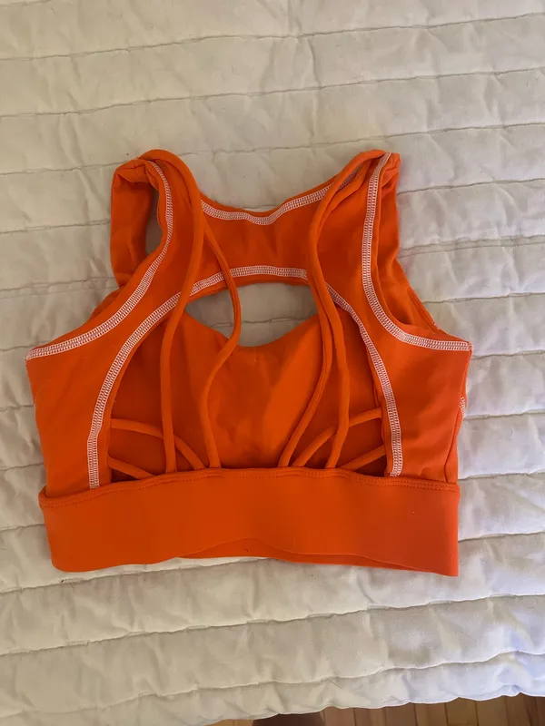Alo Yoga Bra - Image 2