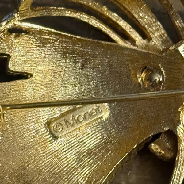 Vintage Monet gold plated Cordelia spray brooch - Image 4