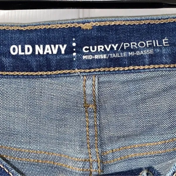 Old Navy Mid-Rise Jeans(Size 14Long) - Image 5