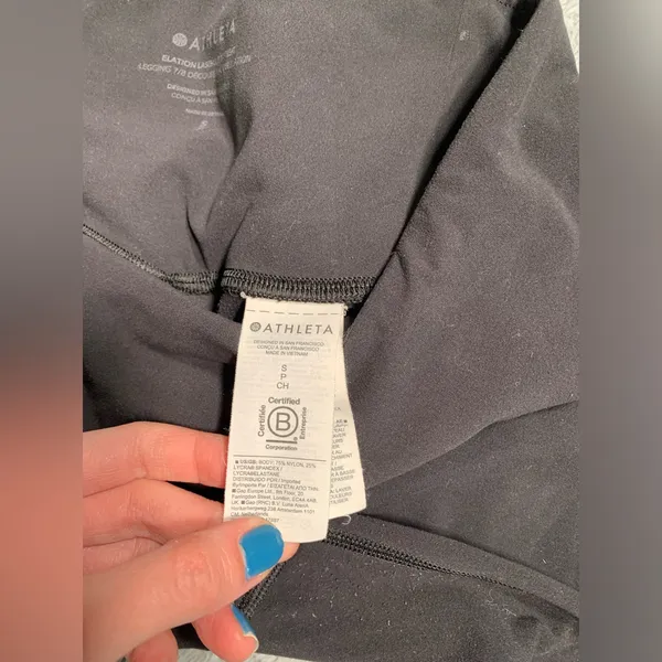 Athleta black Elation Laser Cut 7/8 Leggings small - Image 7