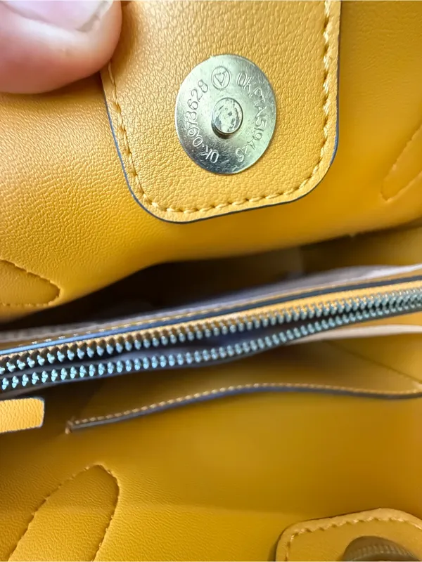 Nanette Lepore Mustard Yellow Tote Bag - Structured Everyday Carry - Image 10
