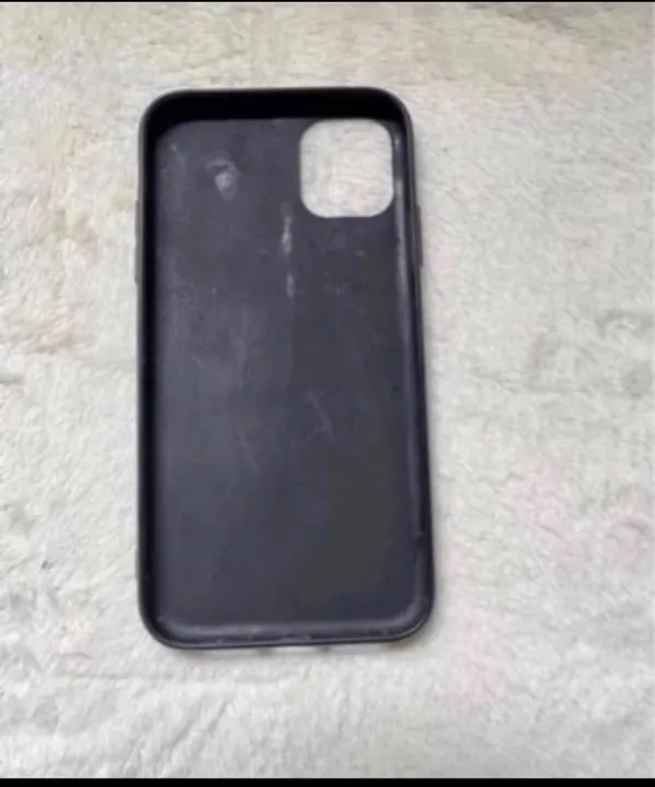 SheIn iPhone 11 case - Image 3
