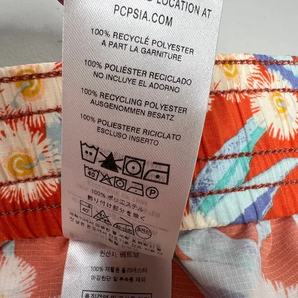 Patagonia Floral Micro Shorts Size Small - Image 5