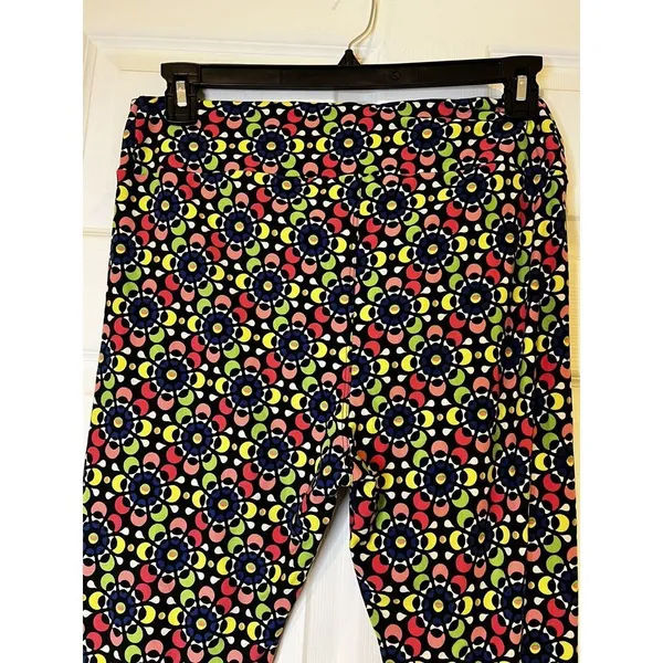 LuLaRoe leggings Tall and‎ Curvy one size OS black great shape ACE-A - Image 3