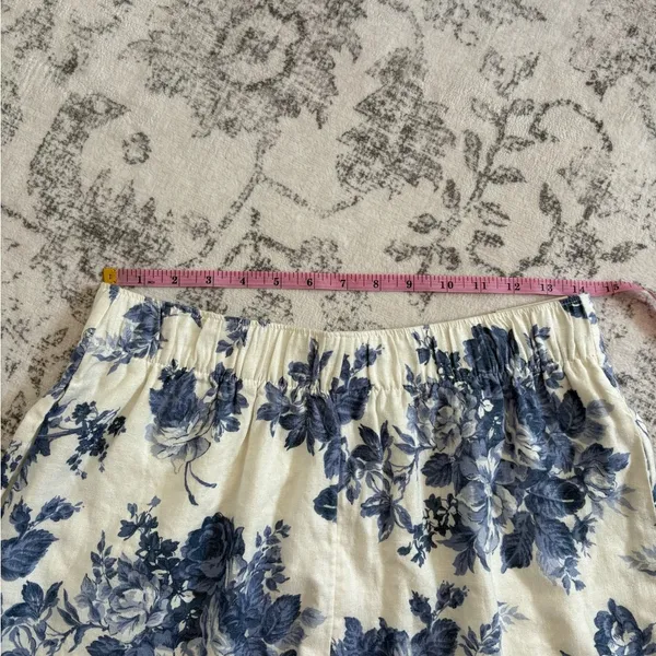 Abercrombie & Fitch Linen Blend Pull On Shorts Blue Floral NWT Size Medium Beach - Image 9