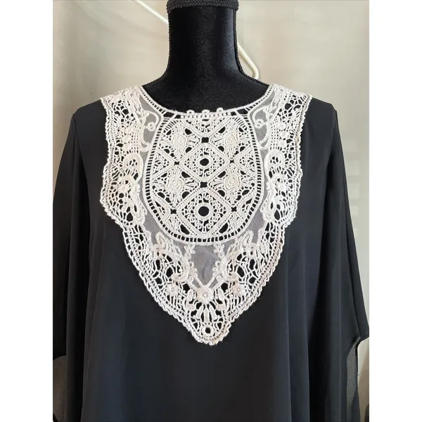 Umgee Women Medium Blouse Black Crochet Lace Bib Cape Sleeve High Low Whimsigoth - Image 3