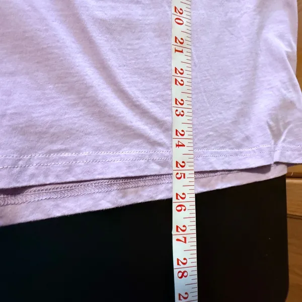 Faith Cross Graphic T-Shirt Womens‎ Large Lavender NWOT Short Sleeve - Image 6