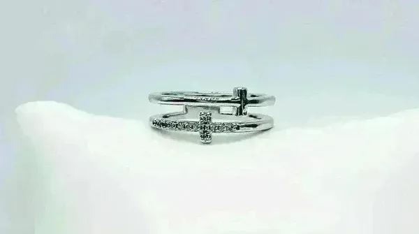 Silver Double Cross Rhinestones Ring Size 6 - Image 4
