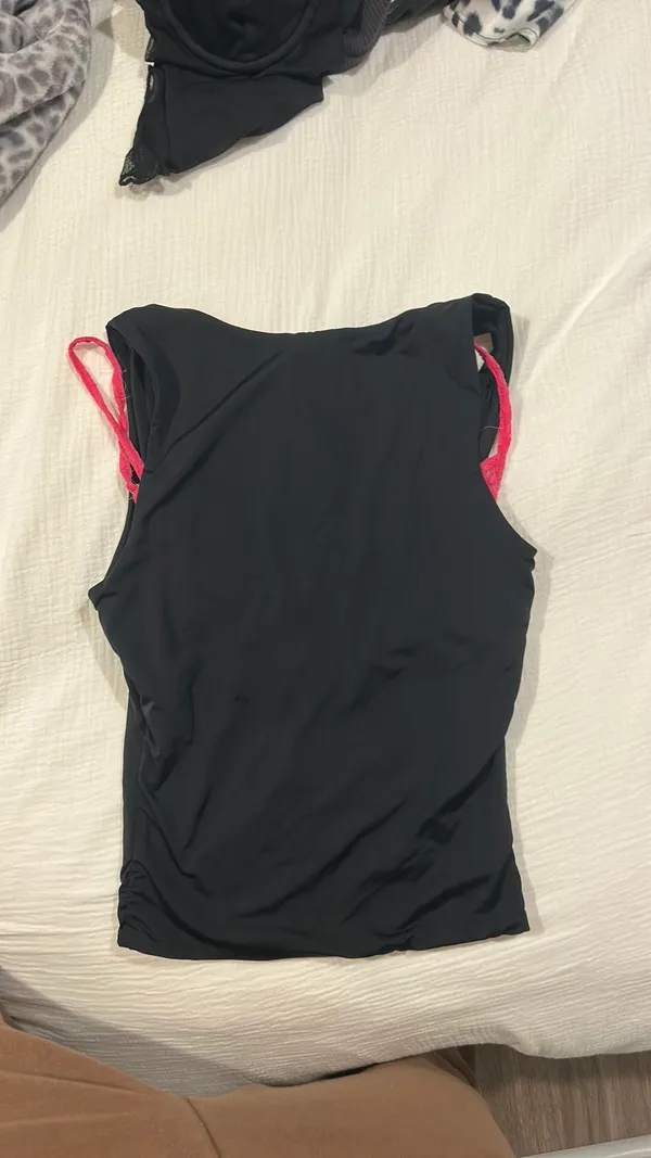 Princess Polly Top Black Crop - Image 5