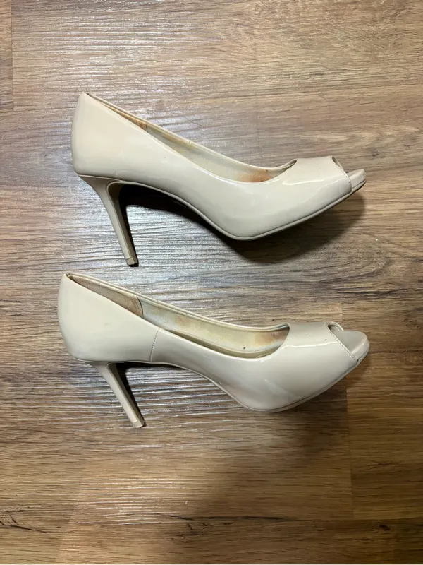 Dexflex Comfort Women’s Nude Patent Peep Toe Pumps Heels Size 7 Beige 3” - Image 7