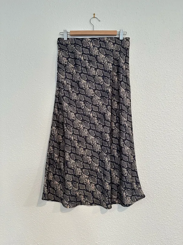 urban outfitters tan black snakeskin print midi skirt - Image 4
